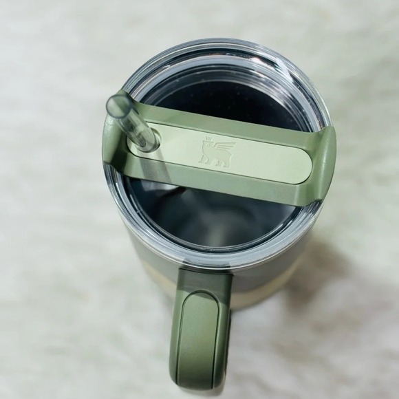 Stanley Tumbler 40oz Quencher Hearth & Hand with Magnolia Restful Green - Picture 7 of 17